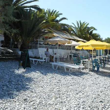 Appart hôtel Horizon Aktaion 3*